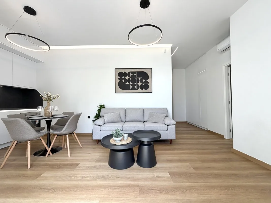 Metro Apartments — Daire G1